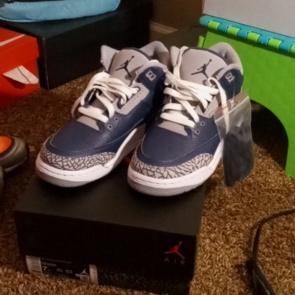Shoee